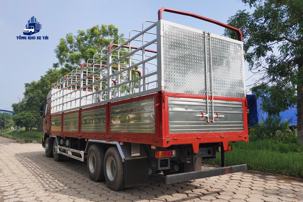 ChengLong 4 chân H7 360HP thùng bạt cao 2m52 mới nhất